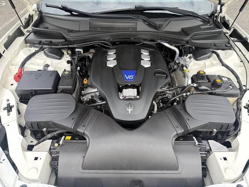 2016 Maserati Ghibli 3rd Gen - Image 10 of 20