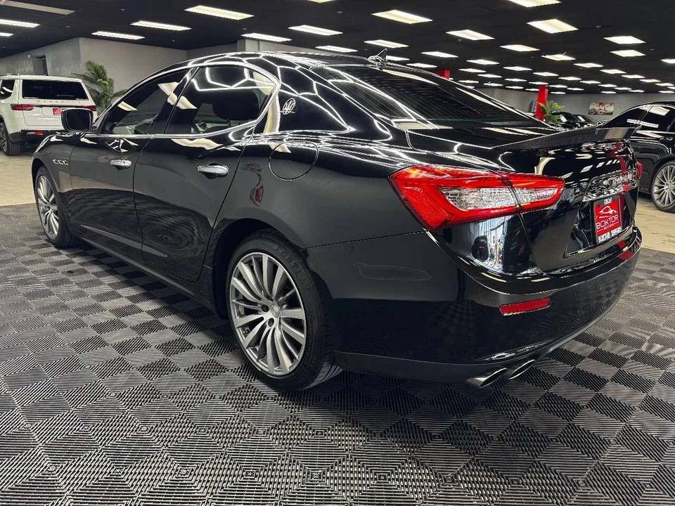 2016 Maserati Ghibli 3rd Gen - Image 9 of 12
