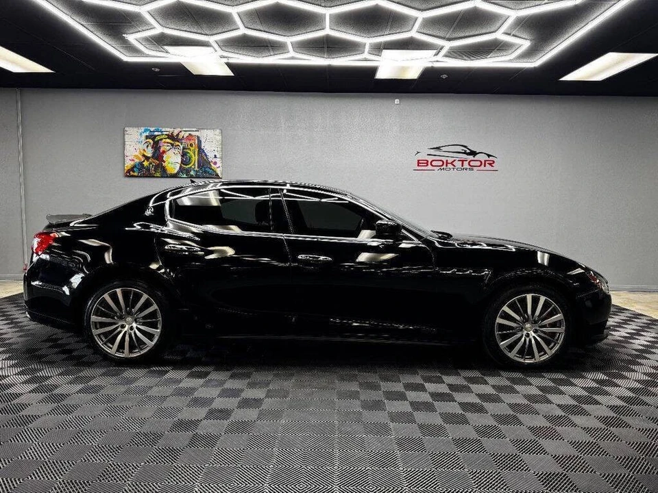 2016 Maserati Ghibli 3rd Gen - Image 16 of 31