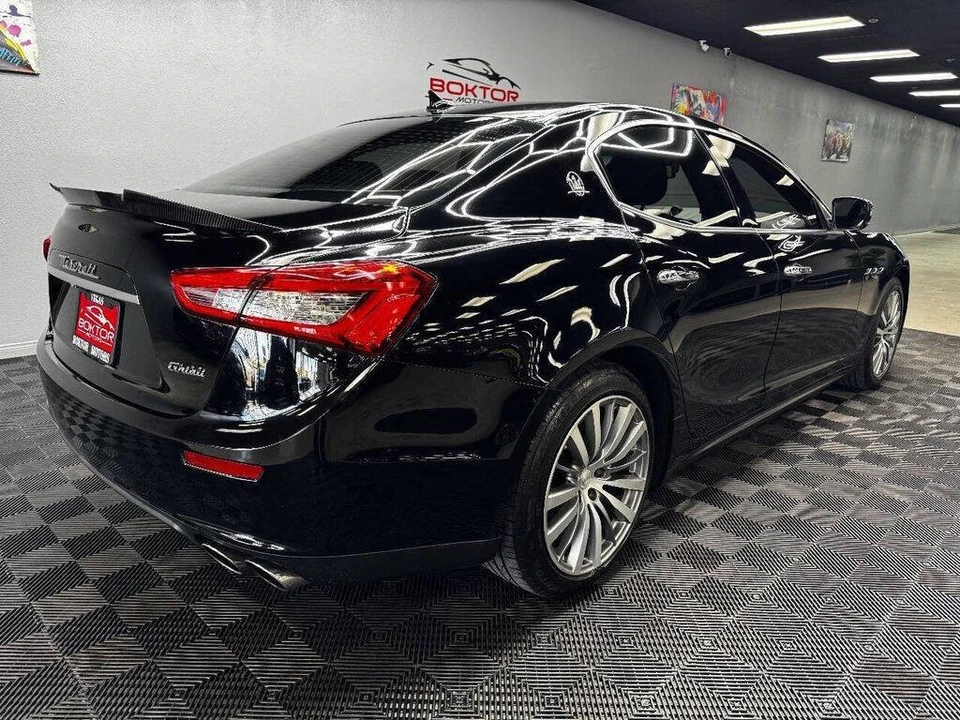 2016 Maserati Ghibli 3rd Gen - Image 14 of 31