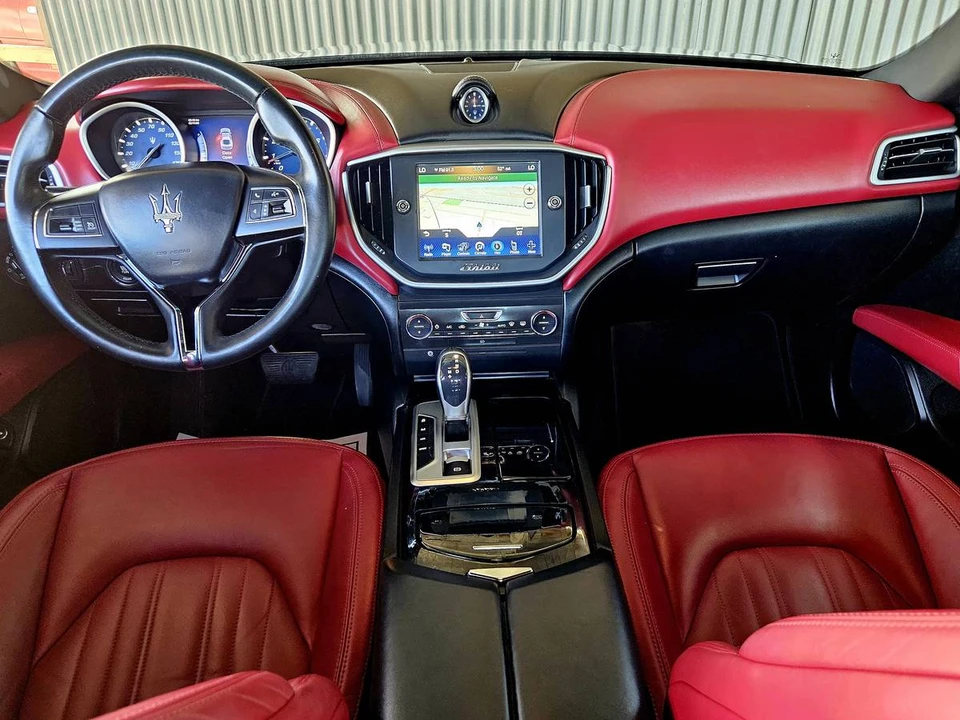2016 Maserati Ghibli 3rd Gen - Image 15 of 18