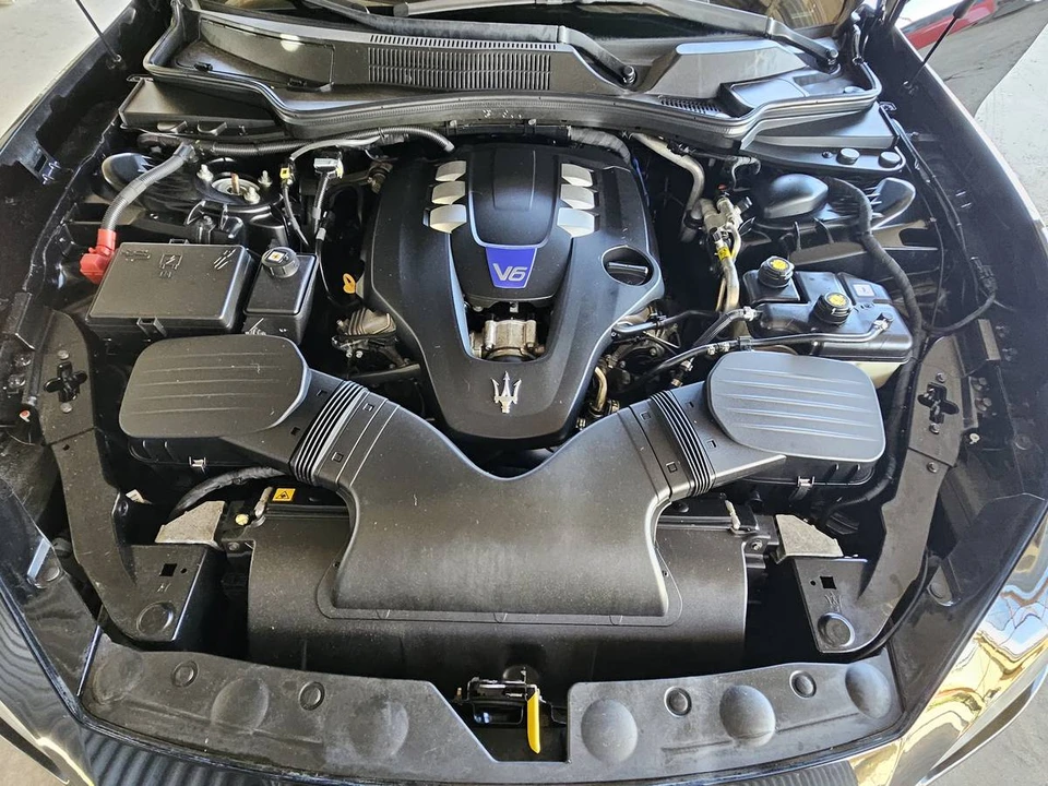 2016 Maserati Ghibli 3rd Gen - Image 16 of 18