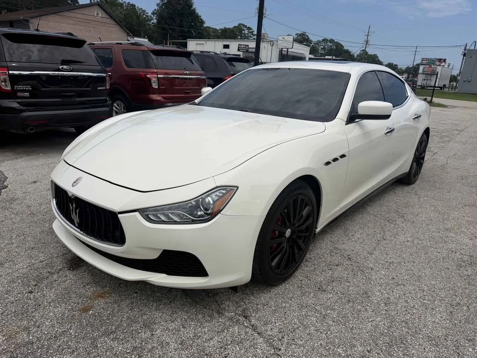 2016 Maserati Ghibli 3rd Gen - Image 2 of 10