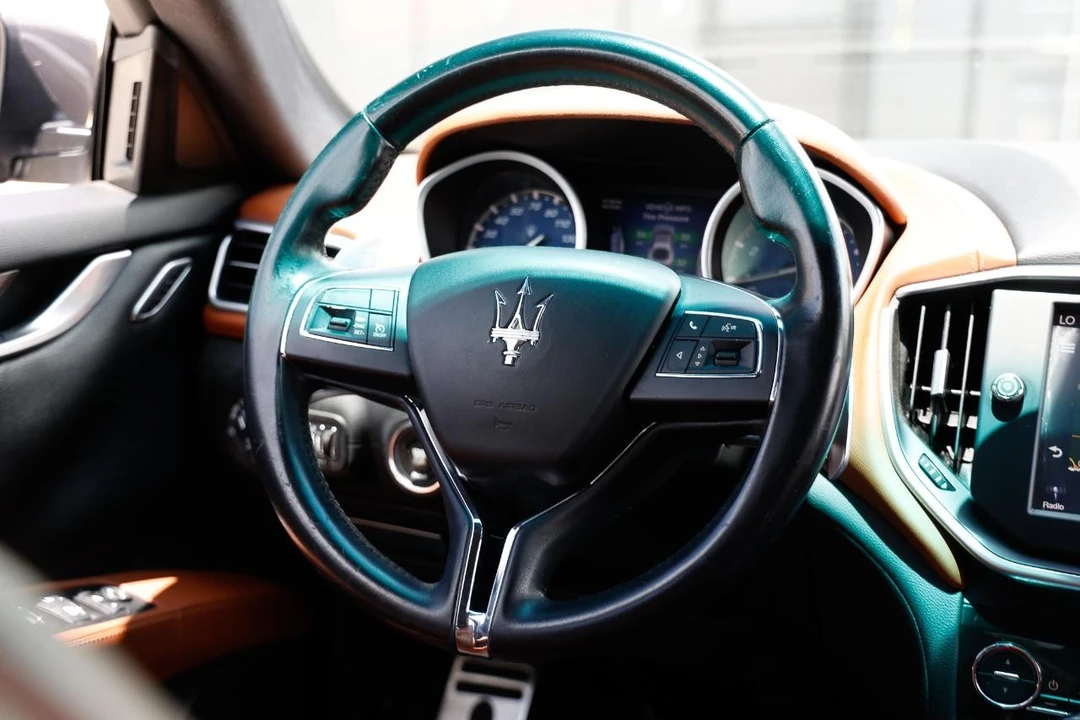 2016 Maserati Ghibli 3rd Gen - Image 25 of 31