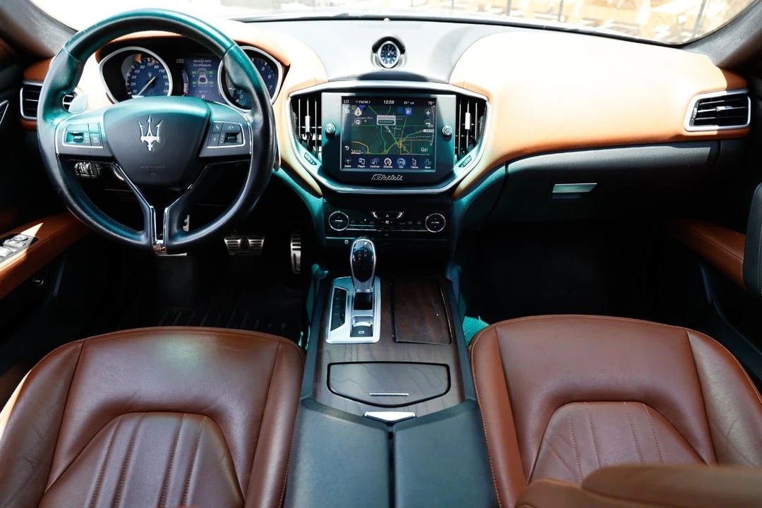 2016 Maserati Ghibli 3rd Gen - Image 2 of 31