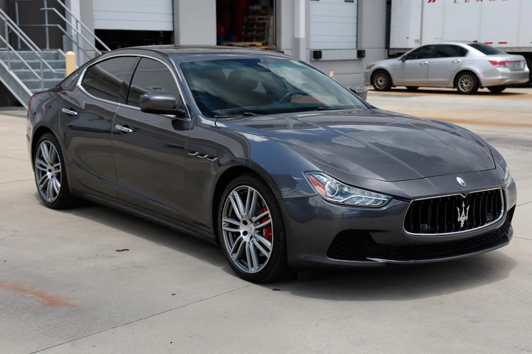 2016 Maserati Ghibli 3rd Gen - Image 15 of 31
