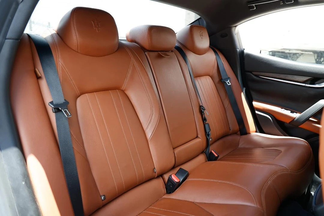 2016 Maserati Ghibli 3rd Gen - Image 14 of 31