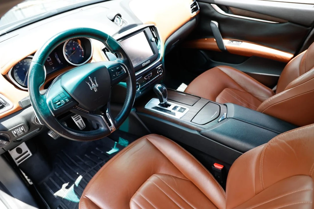 2016 Maserati Ghibli 3rd Gen - Image 4 of 31