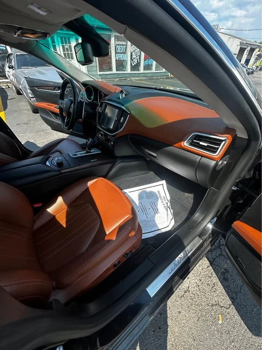 2016 Maserati Ghibli 3rd Gen - Image 17 of 20