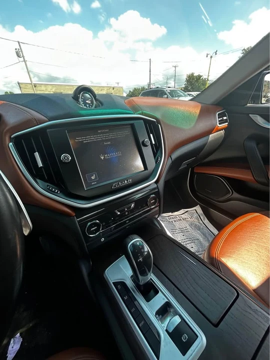 2016 Maserati Ghibli 3rd Gen - Image 12 of 20