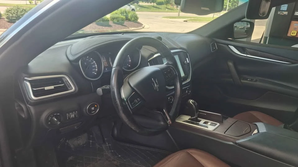2016 Maserati Ghibli 3rd Gen - Image 11 of 12