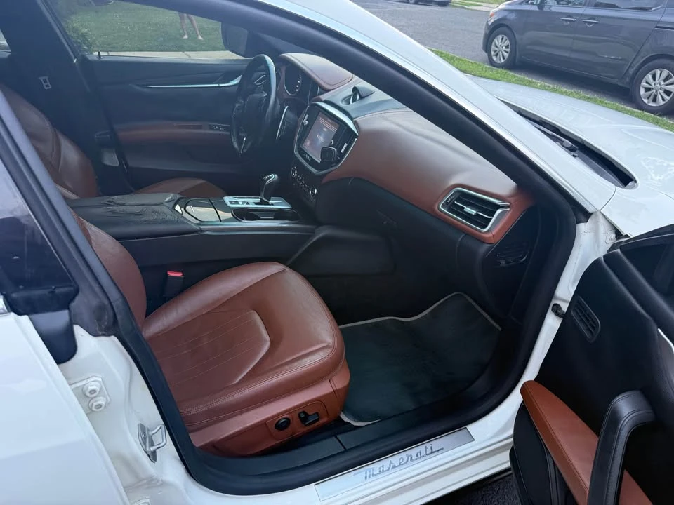 2016 Maserati Ghibli 3rd Gen - Image 9 of 16