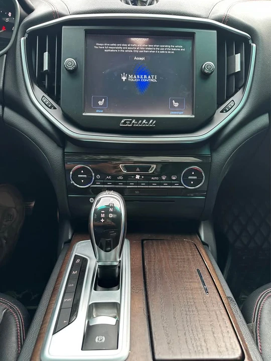 2016 Maserati Ghibli 3rd Gen - Image 10 of 16