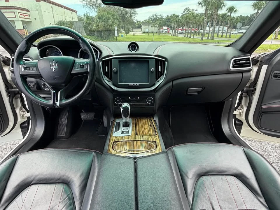 2016 Maserati Ghibli 3rd Gen - Image 11 of 19