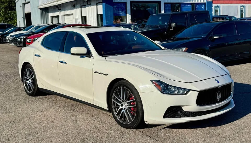 2016 Maserati Ghibli 3rd Gen - Image 3 of 20