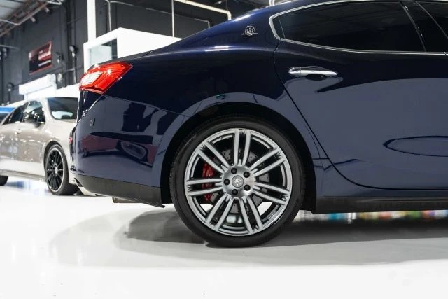 2016 Maserati Ghibli 3rd Gen - Image 16 of 21