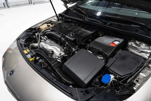 2016 Maserati Ghibli 3rd Gen - Image 5 of 12