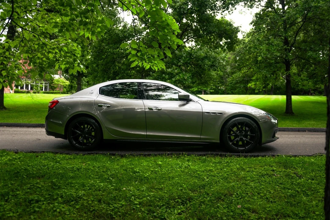 2016 Maserati Ghibli 3rd Gen - Image 17 of 31
