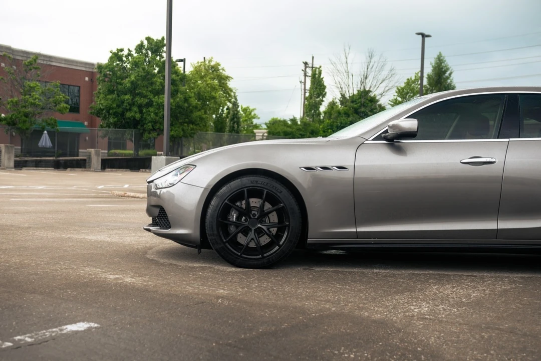 2016 Maserati Ghibli 3rd Gen - Image 25 of 31