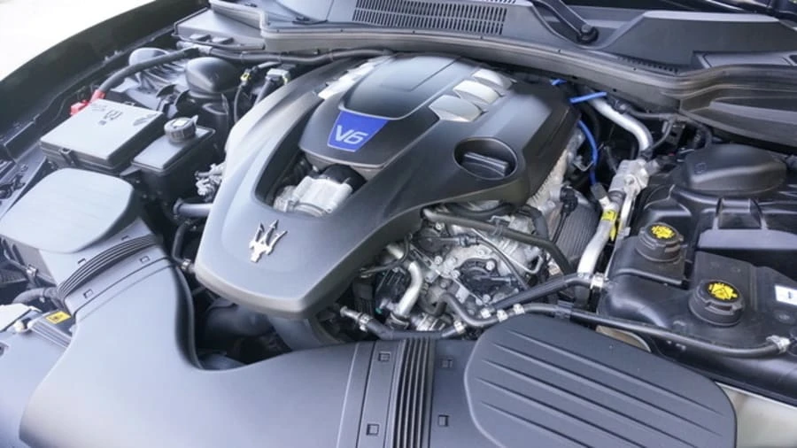 2016 Maserati Ghibli 3rd Gen - Image 11 of 12