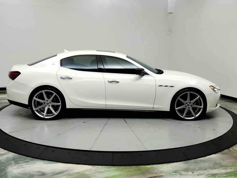 2016 Maserati Ghibli 3rd Gen - Image 4 of 31