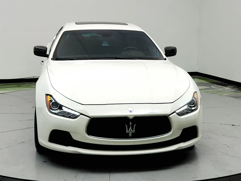 2016 Maserati Ghibli 3rd Gen - Image 2 of 31