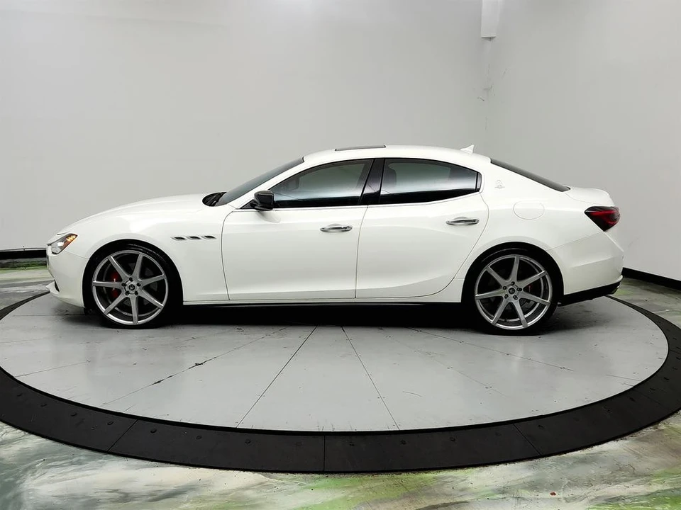 2016 Maserati Ghibli 3rd Gen - Image 8 of 31