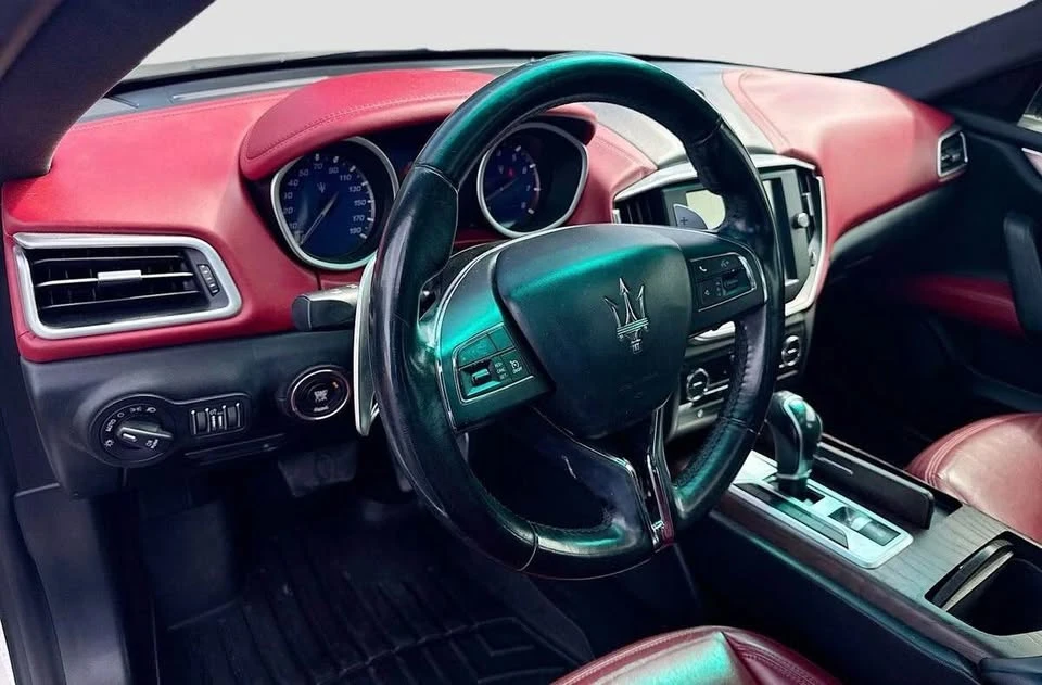 2016 Maserati Ghibli 3rd Gen - Image 13 of 18