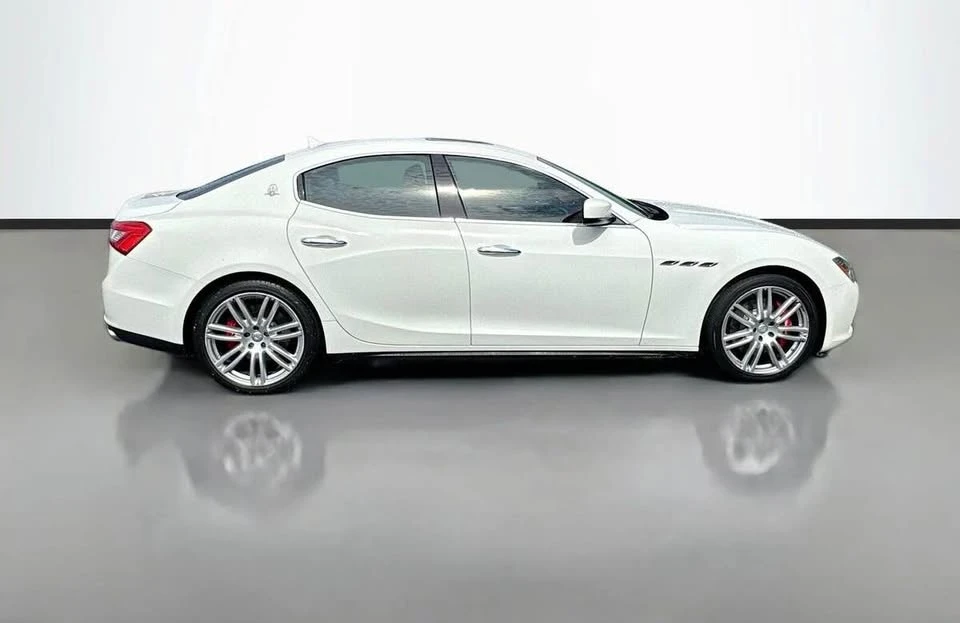 2016 Maserati Ghibli 3rd Gen - Image 10 of 18