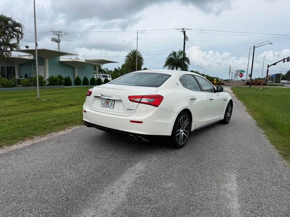 2016 Maserati Ghibli 3rd Gen - Image 6 of 17