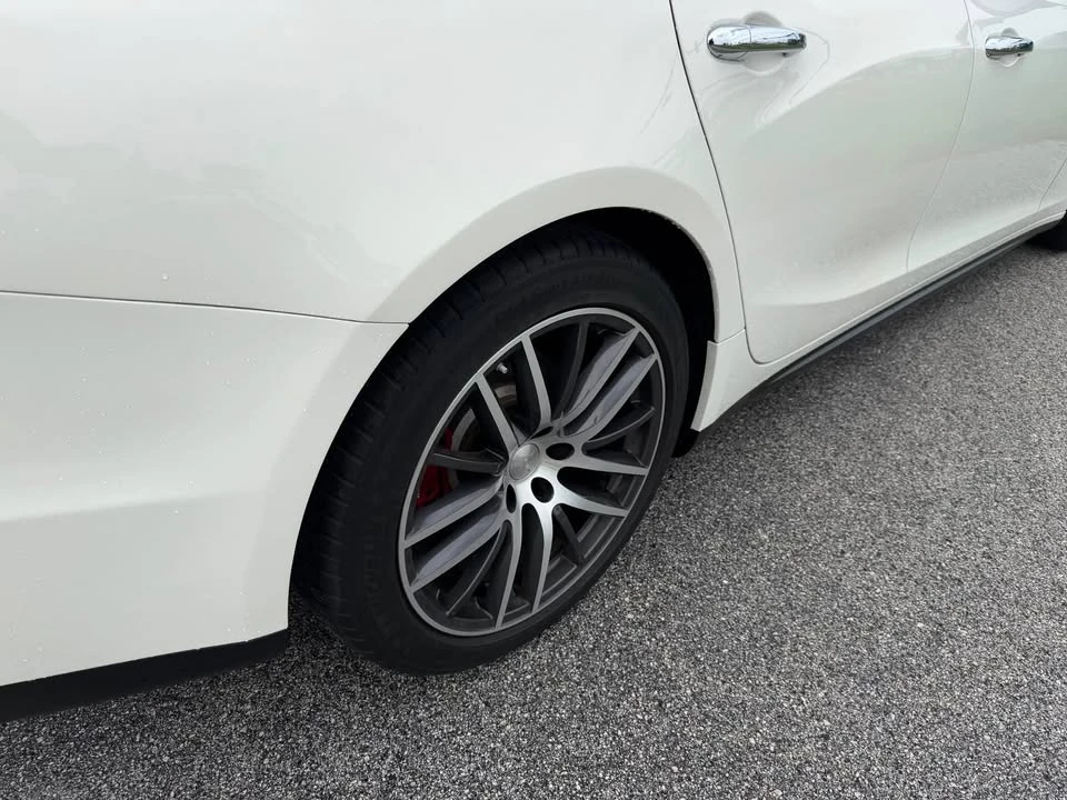 2016 Maserati Ghibli 3rd Gen - Image 7 of 17