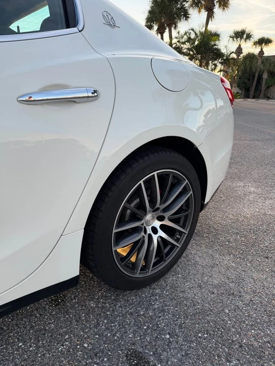 2016 Maserati Ghibli 3rd Gen - Image 3 of 19