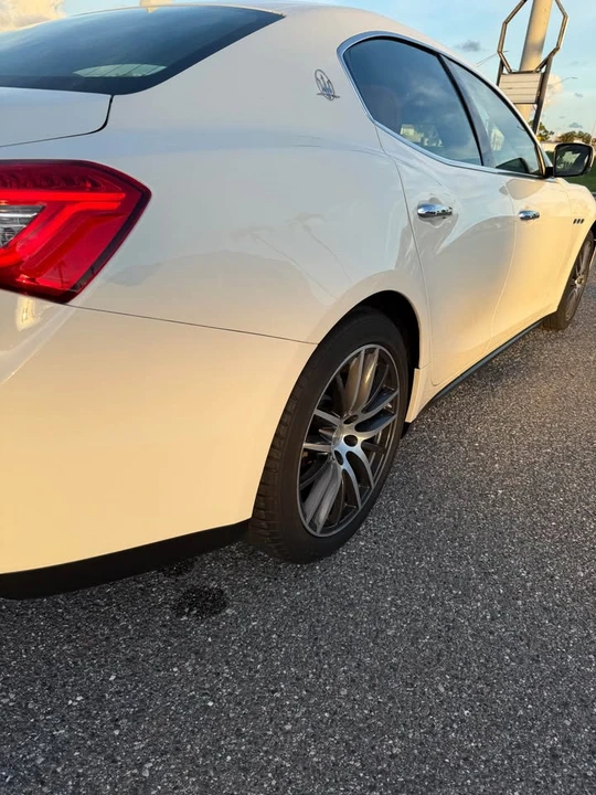 2016 Maserati Ghibli 3rd Gen - Image 9 of 19