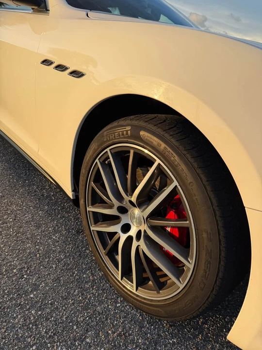 2016 Maserati Ghibli 3rd Gen - Image 12 of 19