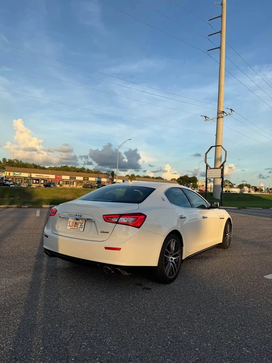 2016 Maserati Ghibli 3rd Gen - Image 8 of 19