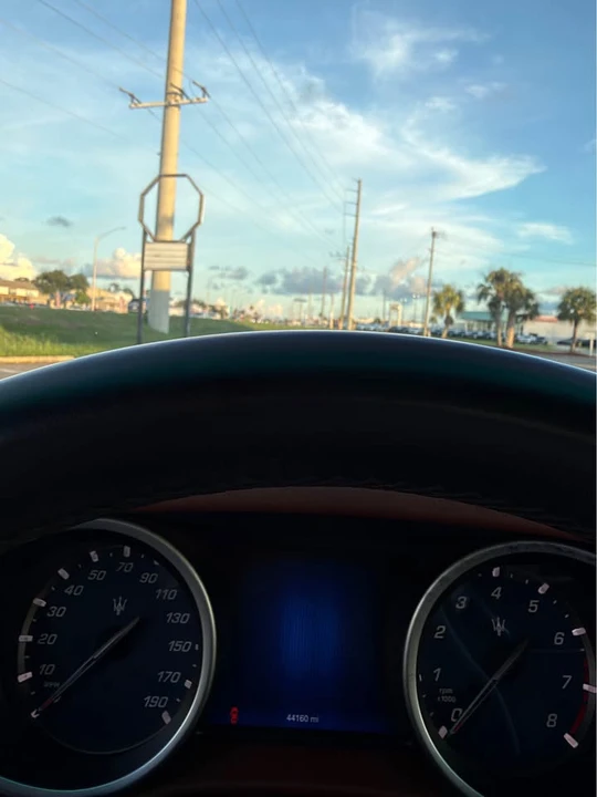 2016 Maserati Ghibli 3rd Gen - Image 15 of 19