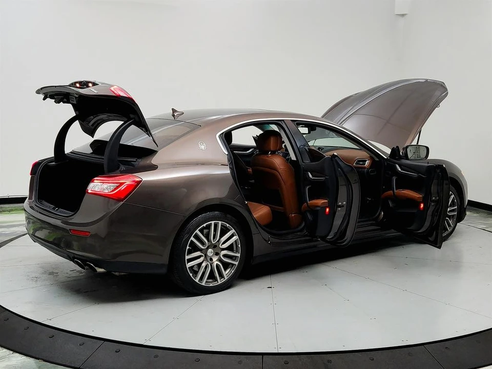 2016 Maserati Ghibli 3rd Gen - Image 11 of 12