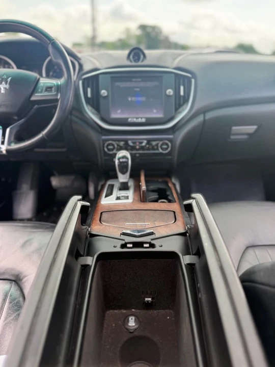 2016 Maserati - Image 6 of 14