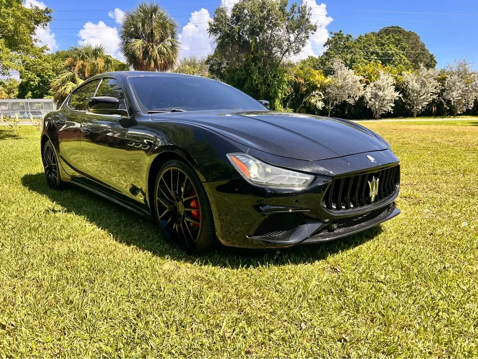 2016 Maserati Ghibli 3rd Gen - Image 3 of 18