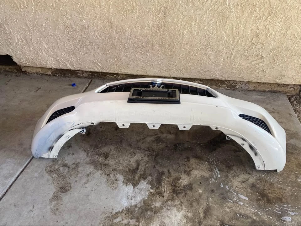 2016 Parts & Memorabilia Bodywork - Image 3 of 6