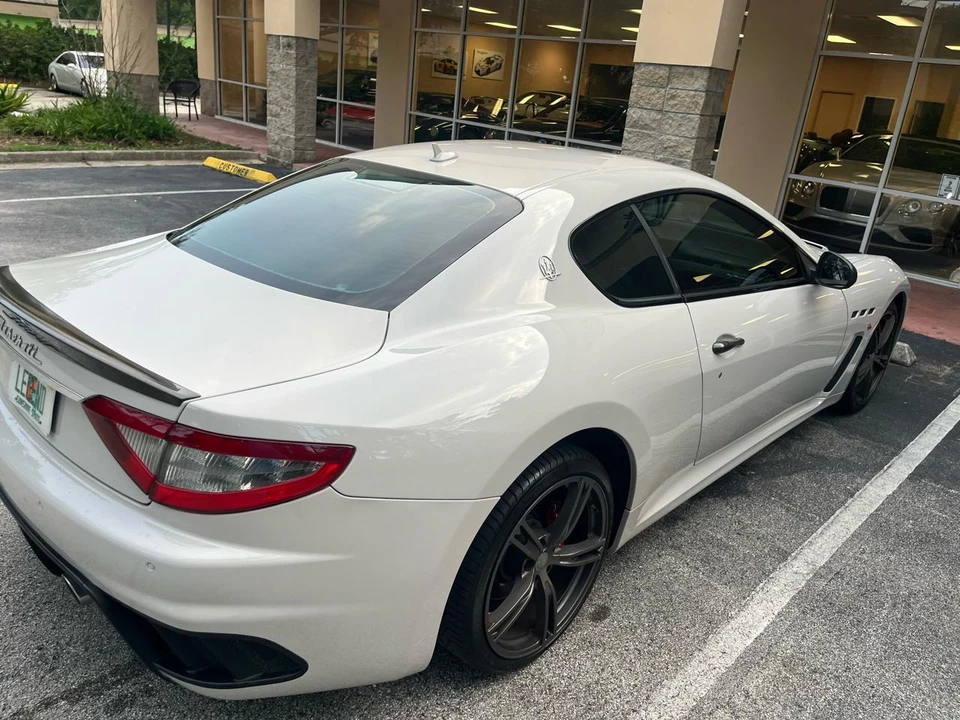 2016 Maserati GranTurismo MC Stradale - Image 5 of 8
