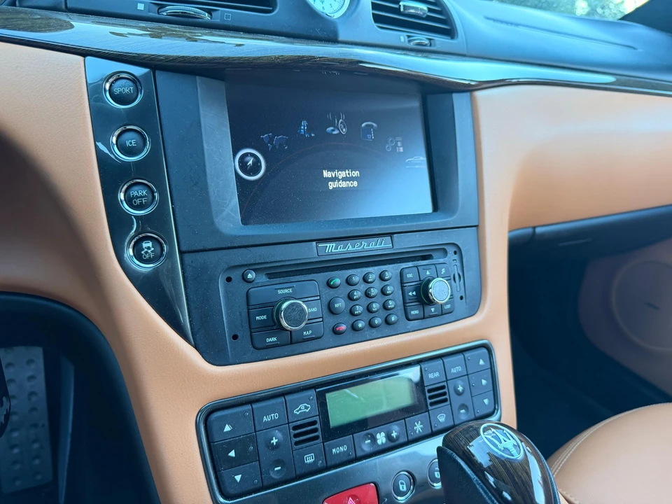 2016 Maserati GranTurismo 1st Gen - Image 25 of 31