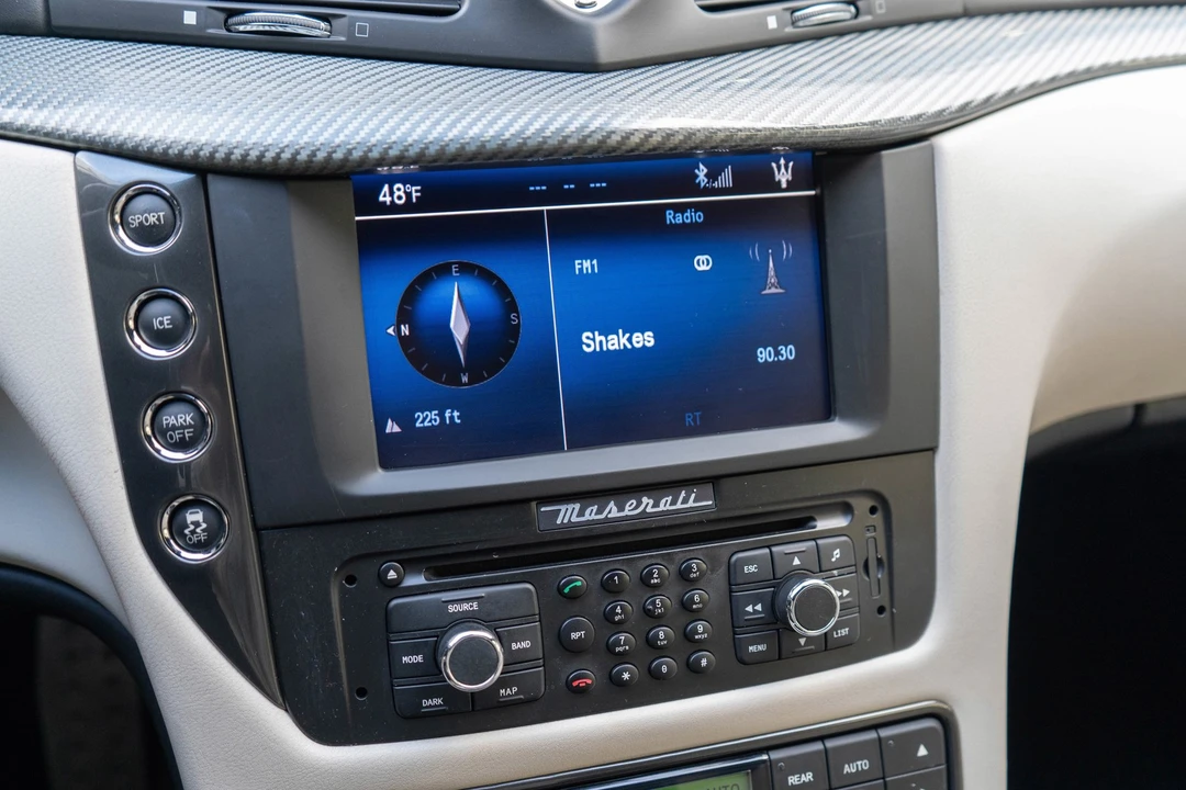 2016 Maserati GranTurismo 1st Gen - Image 18 of 21