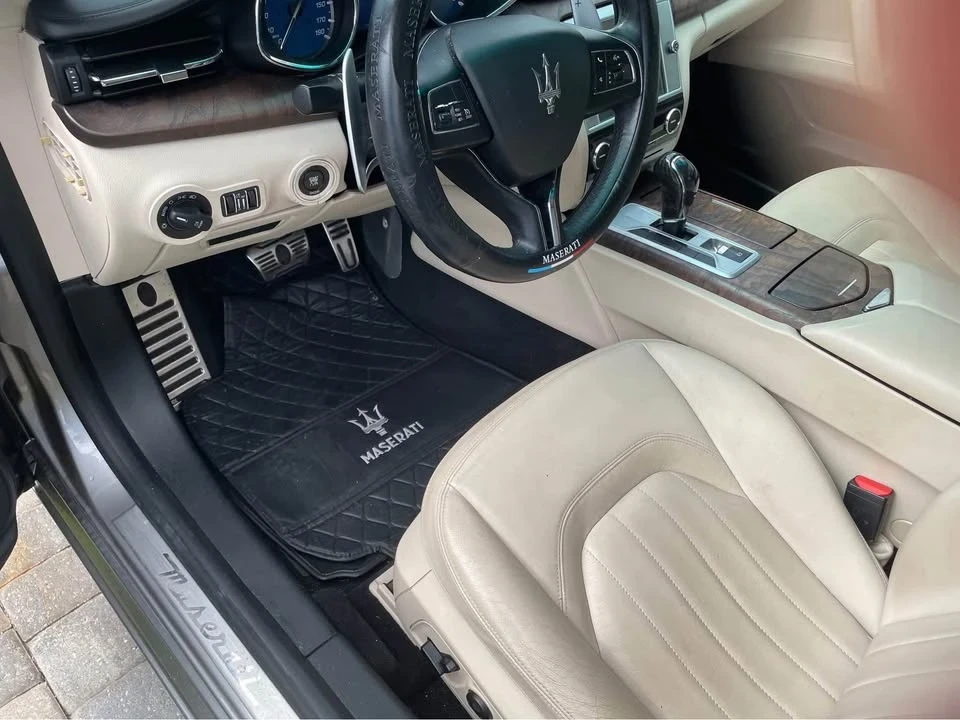 2016 Maserati Quattroporte 6th Gen - Image 5 of 10