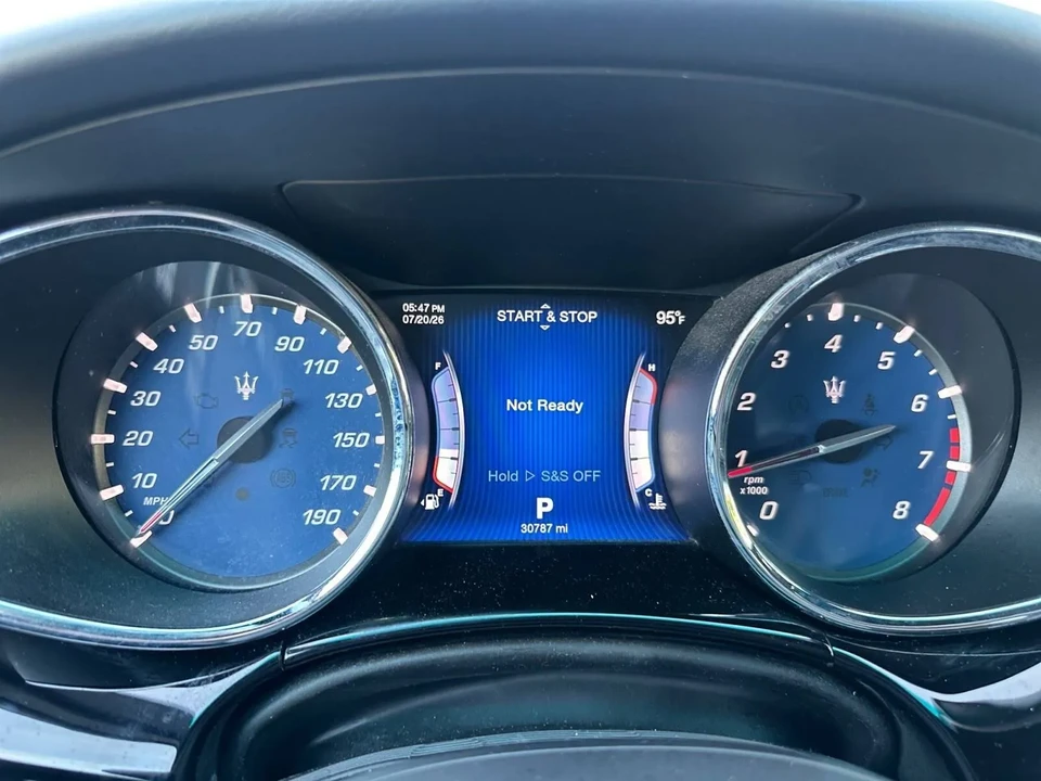 2016 Maserati Quattroporte 6th Gen - Image 19 of 28