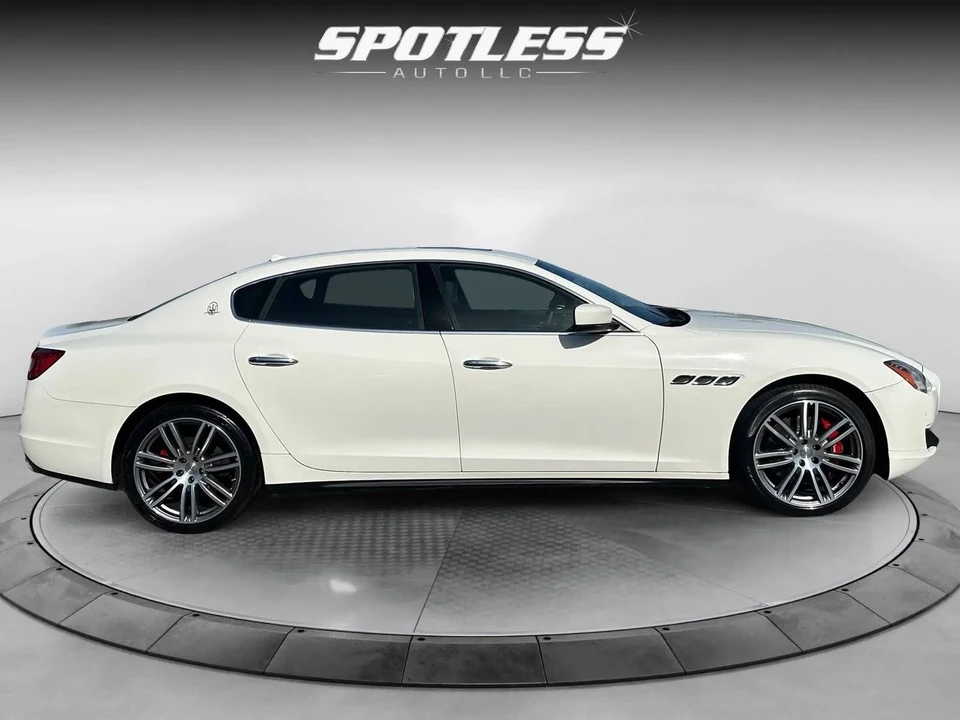 2016 Maserati Quattroporte 6th Gen - Image 9 of 28
