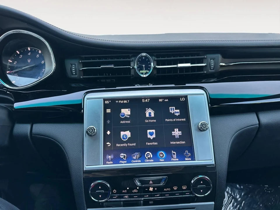 2016 Maserati Quattroporte 6th Gen - Image 26 of 28