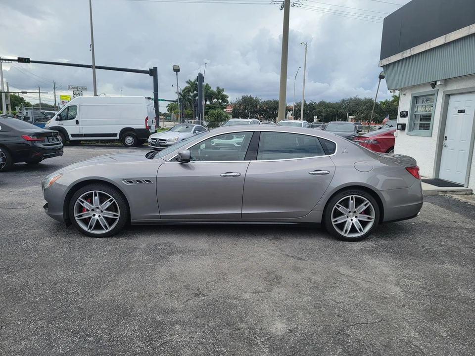 2016 Maserati Quattroporte 6th Gen - Image 14 of 31