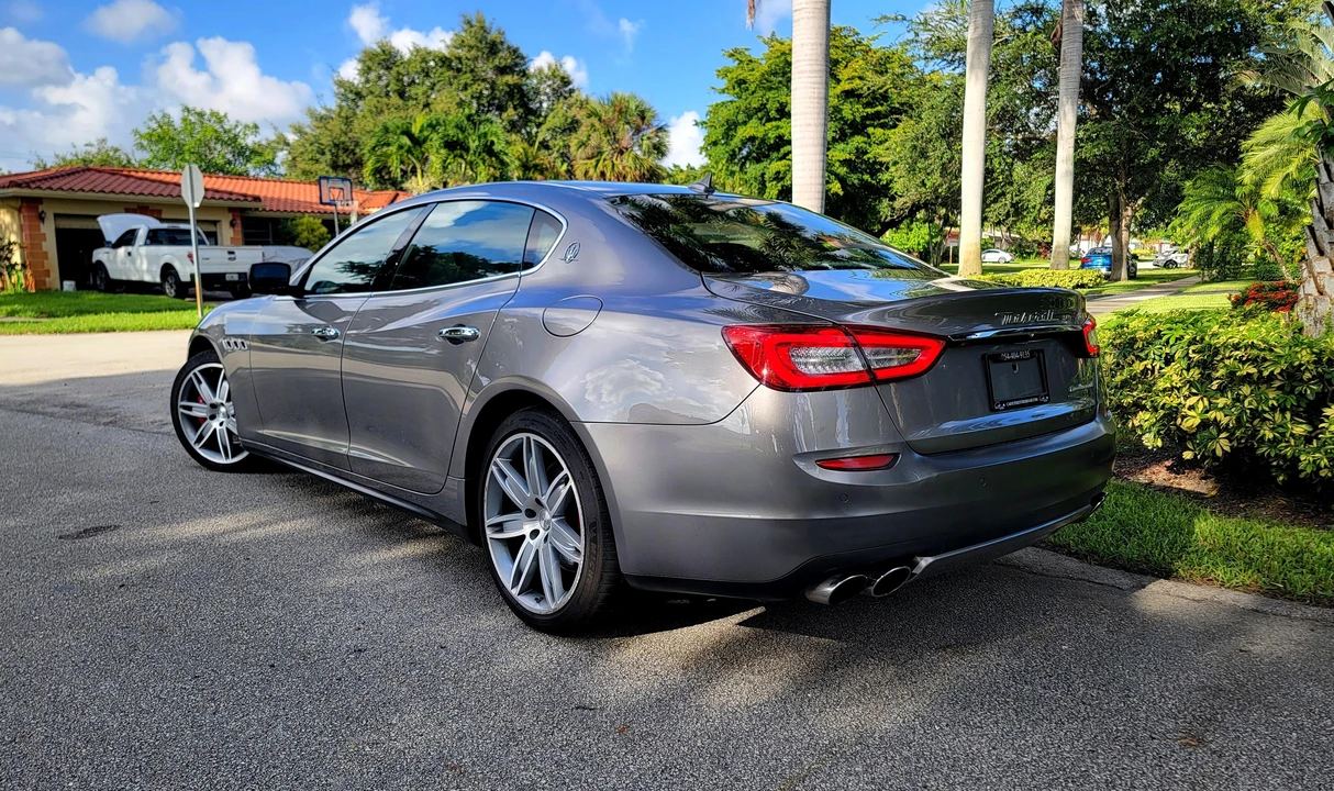 2016 Maserati Quattroporte 6th Gen - Image 15 of 31