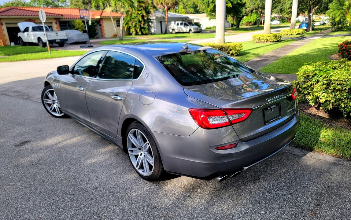 2016 Maserati Quattroporte 6th Gen - Image 16 of 31